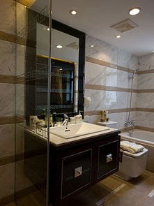 現(xiàn)代家庭裝修效果圖